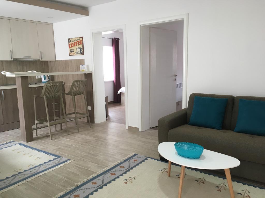 Pansion Rose Hotel Mostar Bagian luar foto