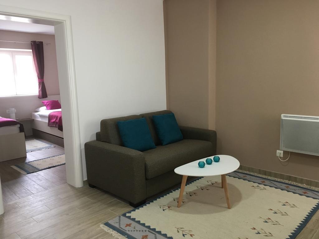 Pansion Rose Hotel Mostar Bagian luar foto